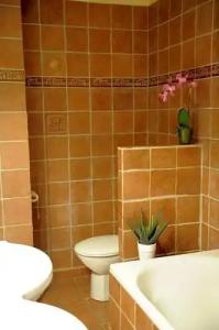 Hôtel De La Cathédrale - 11