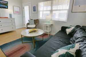 Отель «Coconut Inn Pass-a-Grille Beach», Сент-Питерсберг Бич