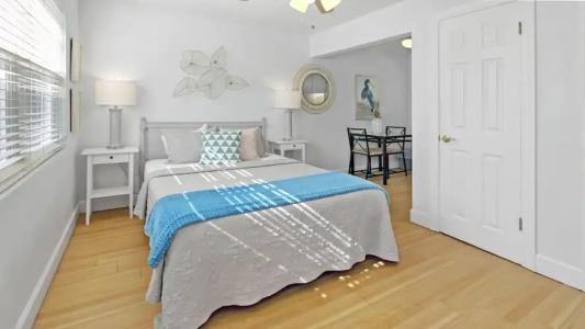 Coconut Inn Pass-a-Grille Beach - 181