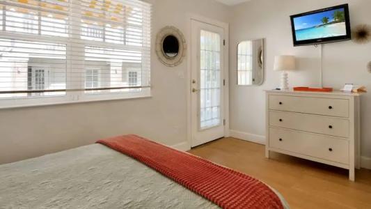 Coconut Inn Pass-a-Grille Beach - 115