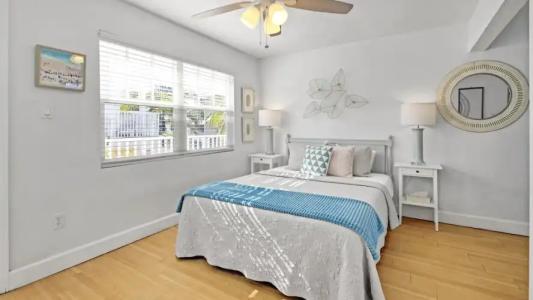 Coconut Inn Pass-a-Grille Beach - 173