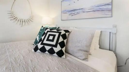 Coconut Inn Pass-a-Grille Beach - 77