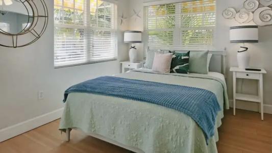 Coconut Inn Pass-a-Grille Beach - 186