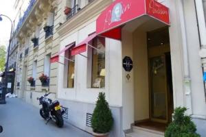 Отель «Hôtel des 3 Poussins», Париж