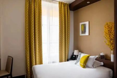 Hôtel Le Colisée - 21