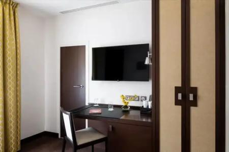 Hôtel Le Colisée - 42