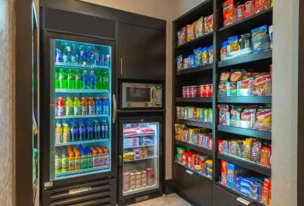 Fairfield Inn & Suites by Marriott Boston - 23
