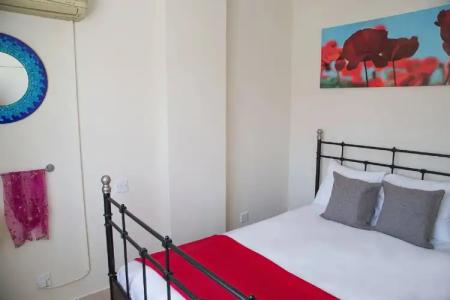 Love Nest Apartment - 10