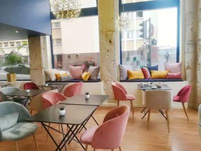 o Lyon Charité - 17