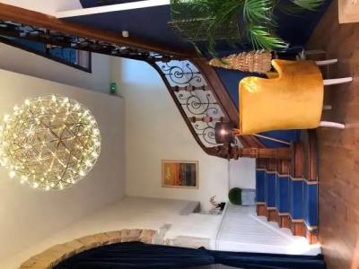 o Lyon Charité - 15