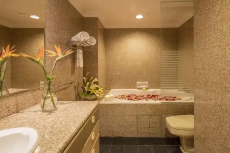 Norfolk Mansion - Luxury Serviced Apartment - 81