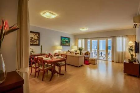 Norfolk Mansion - Luxury Serviced Apartment - 204