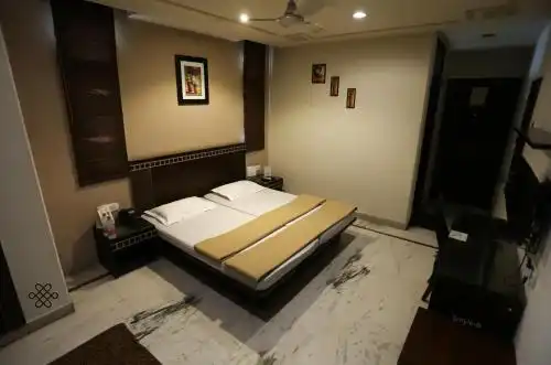 Smyle Inn - 3 minutes walk From New Delhi Railway Station - 9