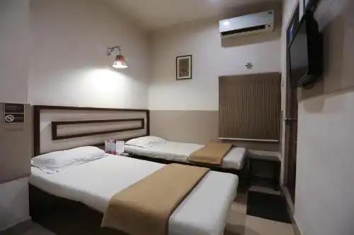 Smyle Inn - 3 minutes walk From New Delhi Railway Station - 26