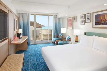 Outrigger Reef Waikiki Beach Resort - 6