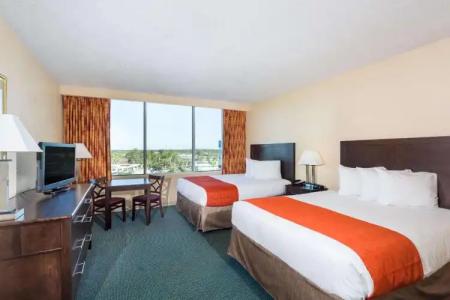 Ramada by Wyndham Kissimmee Gateway - 28