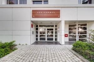 Апарт-отель «The Originals Residence KOSY appart'hôtels - Les Cèdres», Грeнобль