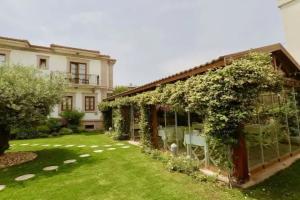 Tas Bahce Hotel Cunda, Айвалык