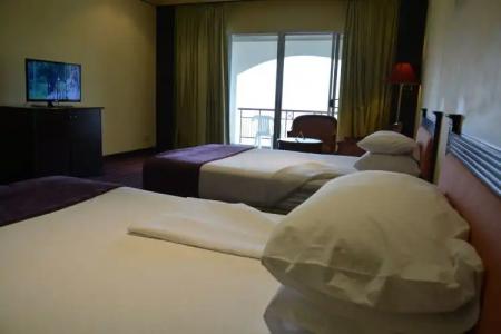 Sir James Resort - 6