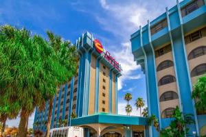 Отель «Clarion Inn & Suites Miami International Airport», Майами