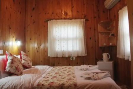 Esralina Pension - 34