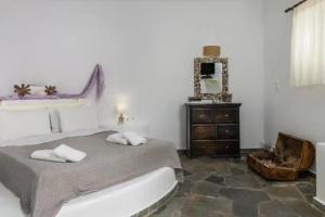 Psaravolada Hotel Milos, Адамас