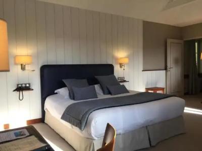 Dormy House - 19
