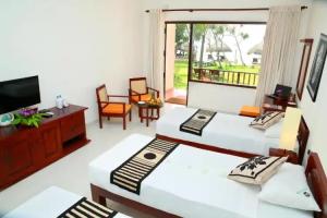Sea Rock Villa, Бентота