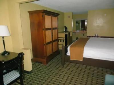 TraveSuites by Wyndham East Gate Orange - 40