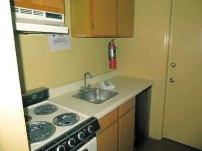 TraveSuites by Wyndham East Gate Orange - 64