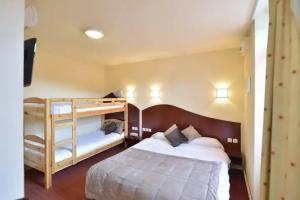 Hotel «les Commercants», Клермон-Ферран