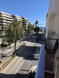 Modern Waikiki - 12