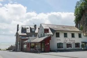 Hotel «La Voilerie Cancale bord de mer», Канкаль