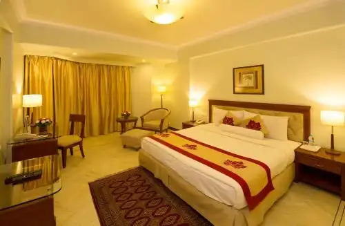 Clarion Bella Casa at Airport - 7