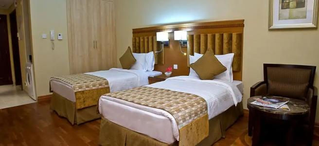 Chelsea Gardens Apartment - 4