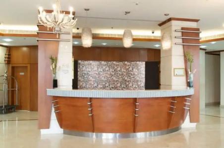 Chelsea Gardens Apartment - 1