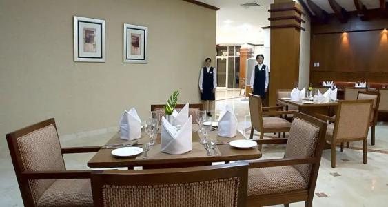 Chelsea Gardens Apartment - 15