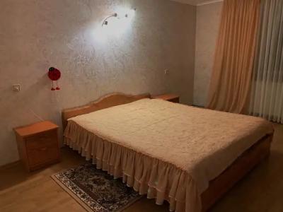 У Рыбного двора - 5