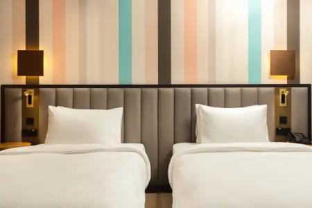 Ramada Encore by Wyndham - 106