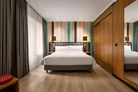 Ramada Encore by Wyndham - 109