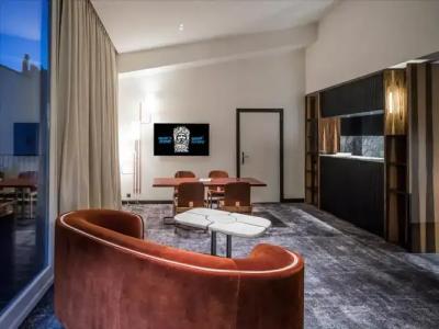 Les Bains Paris - 96