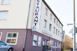 Boutique Hotel Goldene Henne, Вольфсбург