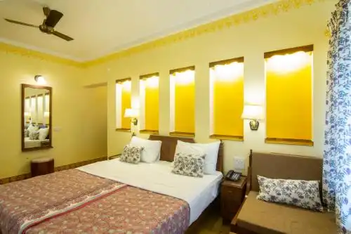 Jai Niwas Garden - 24