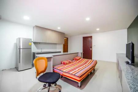 Oyo 460 Int Place - 6