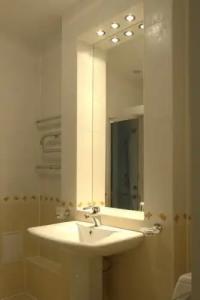 Аврора Парк-Отель - 9