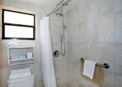 Windjammer Resort and Beach Club - 80