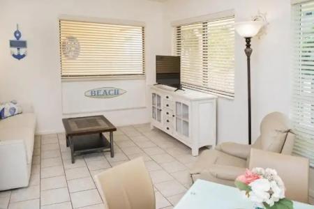 Windjammer Resort and Beach Club - 46