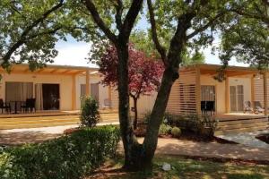 База отдыха «Holiday Mobile Homes Park Riviera», Новиград