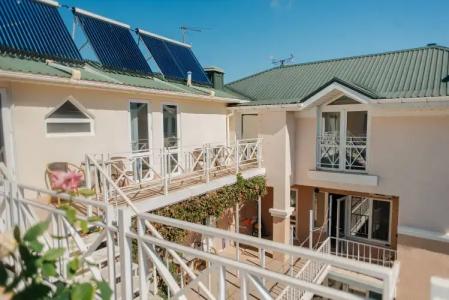 Гостевой дом с Рыцарем - 0