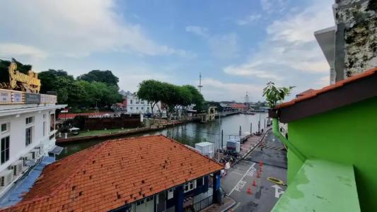 Heeren By The River - 11